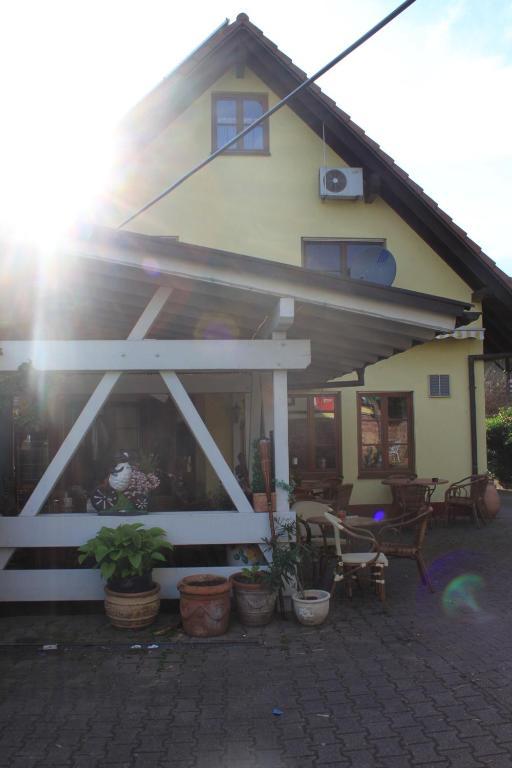 Hotel Krone Kappel Esterno foto